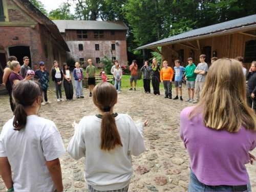 1633e6d2-fb5c-40ad-a2c8-1493b47c6a25